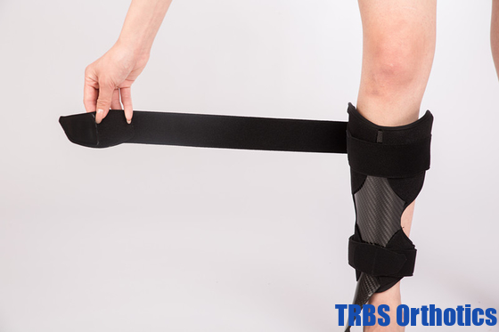 Brazalete de fibra de carbono AFO Ortosis del pie del tobillo AFO Rehabilitador Brazalete de caída del pie para caída del pie, inestabilidad del tobillo o espasticidad de las extremidades proveedor